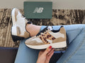 NEW BALANCE 327 BEGE TIGRESA